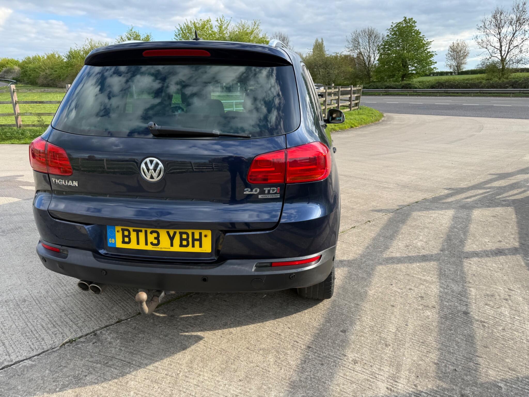 Volkswagen Tiguan 2.0 TDI BlueMotion Tech SE 4WD Euro 5 (s/s) 5dr — photo 71 of 100